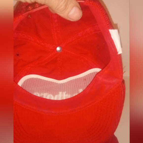 Vintage Corduroy Marlboro Brand Hat. With A bonus gift I drew of Mickey mouse. - Picture 6 of 7